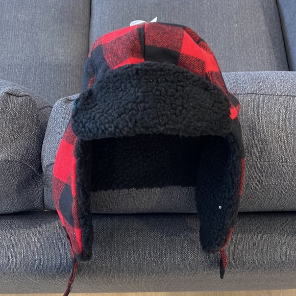 NWT GAP checkered fleece winter hat - Picture 6 of 9